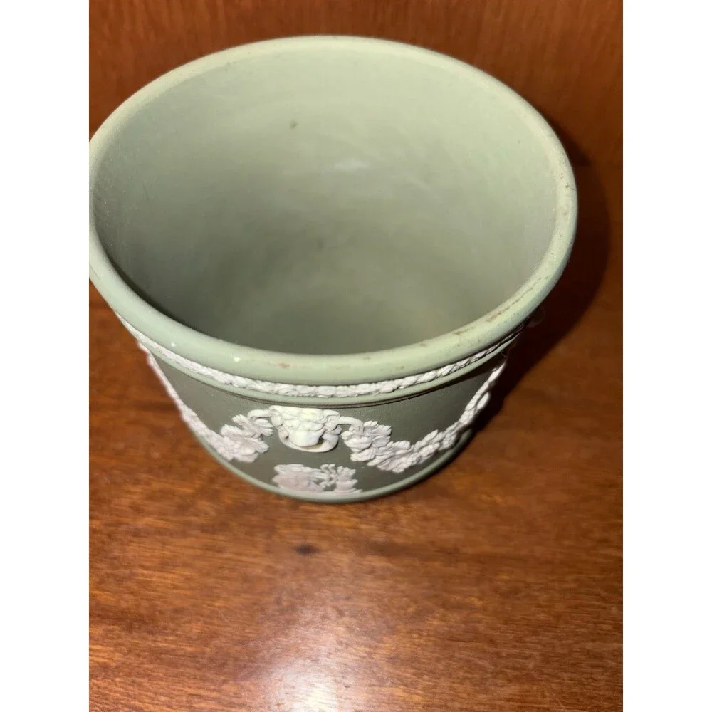 1960s Vintage Wedgewood England Green Jasperware Jardiniere Cachepot 5 Inch